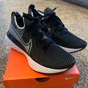 Nike Flyknit infinity react 8